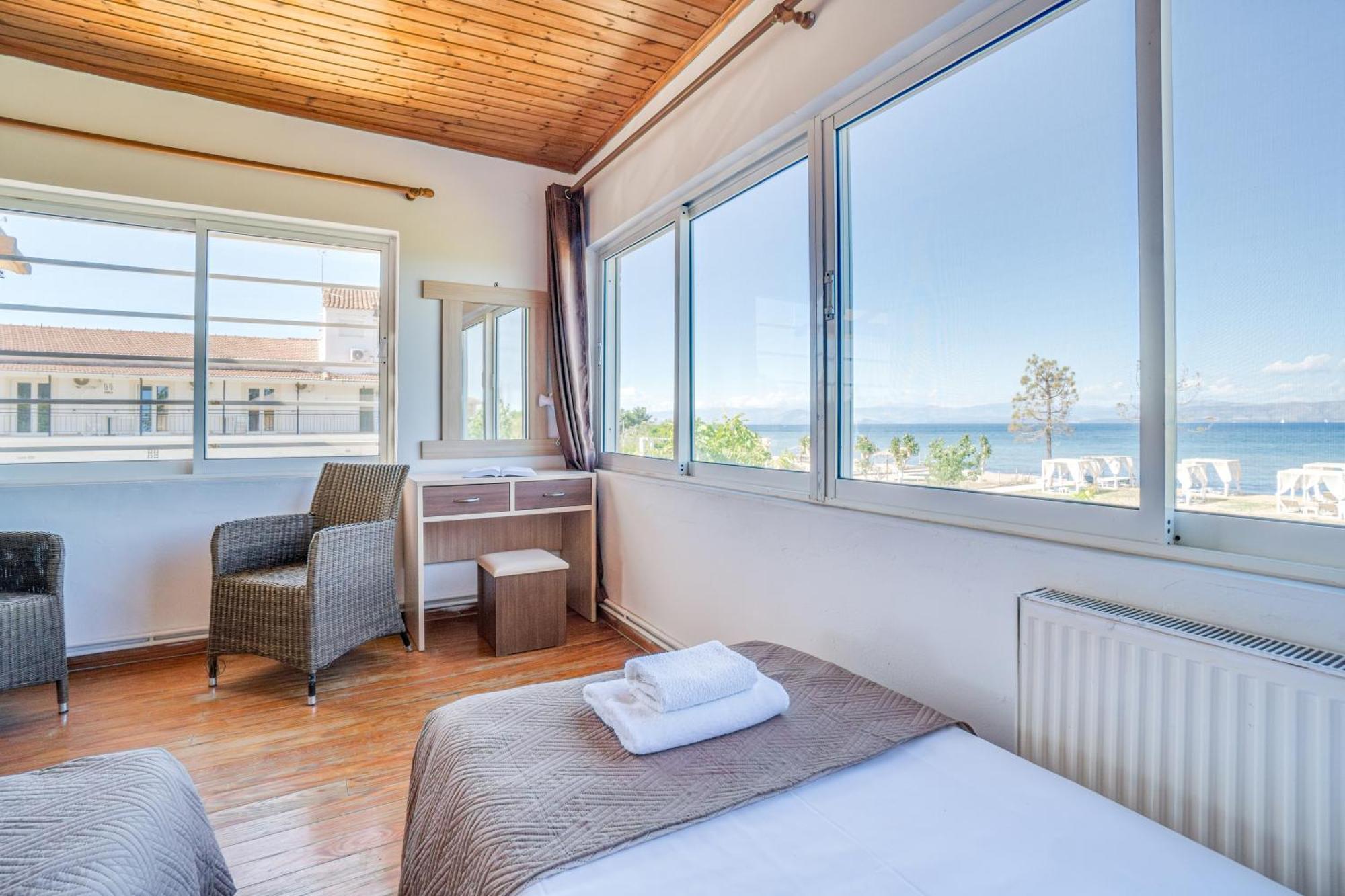 Sandy Beach Houses - Sea View Kávos Exterior photo